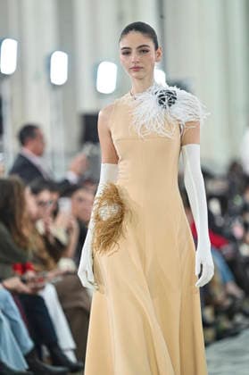 Claro Couture - Mercedes-Benz Fashion Week Madrid A model walks the runway wearing a design by Claro Couture during Mercedes-Benz Fashion Week de Madrid in IFEMA, 18 March 2026 Spain Madrid Spain Copyright: xAtilanoxGarciax xSOPAxImagesx photos09181