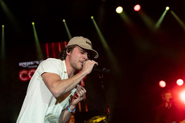 CRS 2026 - Amazon Music Presents Country Heat NASHVILLE, TENNESSEE - MARCH 18: Max McNown King performs at Omni Nashville Hotel on March 18, 2026 in Nashville, Tennessee Credit: Mickey Bernal AdMedia EDITORIAL USE ONLY  Copyright: xx AdMediax admphotostwo975657