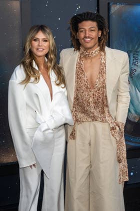 Project Hail Mary New York Premiere, New York, USA - 18 Mar 2026 (L-R) Heidi Klum and Henry Samuel attend Project Hail Mary New York premiere at Lincoln Center on March 18, 2026 in New York City. New York United States Copyright: xRonxAdarx xSOPAxImagesx _radar_phm_20260318_01751