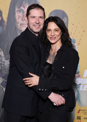 Melvil Poupaud et Asia Argento Avant première du film Plus forts que le diable au Grand Rex à Paris le 18 Mars 2026 Denis Guignebourg Bestimage Preview screening of the film Plus forts que le diable at the Grand Rex in Paris on March 18, 2026 Paris France  Copyright: xDenisxGuignebourgx xBestimagexDenisxGuignebourgx xBestimagex