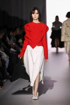 March 19, 2026, Tokyo, Japan: Models wearing fashion brand YOHEI OHNO walk down the runway during the Rakuten Fashion Week TOKYO 2026 Autumn Winter Collection. The fashion week runs from March 16 to 21. Tokyo Japan  - ZUMAm191 20260319_aap_m191_005 Copyright: xRodrigoxReyesxMarinx