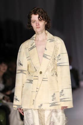 March 19, 2026, Tokyo, Japan: A model wearing fashion brand YOHEI OHNO walks down the runway during the Rakuten Fashion Week TOKYO 2026 Autumn Winter Collection. The fashion week runs from March 16 to 21. Tokyo Japan  - ZUMAm191 20260319_aap_m191_022 Copyright: xRodrigoxReyesxMarinx
