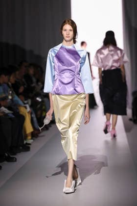 March 19, 2026, Tokyo, Japan: Models wearing fashion brand YOHEI OHNO walk down the runway during the Rakuten Fashion Week TOKYO 2026 Autumn Winter Collection. The fashion week runs from March 16 to 21. Tokyo Japan  - ZUMAm191 20260319_aap_m191_051 Copyright: xRodrigoxReyesxMarinx