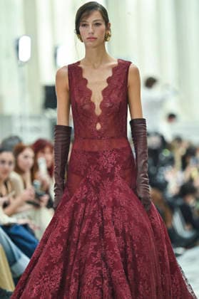 Mercedes-Benz Fashion Week in Madrid , Spain -18 MAR 2026. A model walks the runway wearing a design by Isabel Sanchis during the Mercedes-Benz Fashion Week de Madrid in IFEMA. Madrid Spain Copyright: xAtilanoxGarciax xSOPAxImagesx photos09268