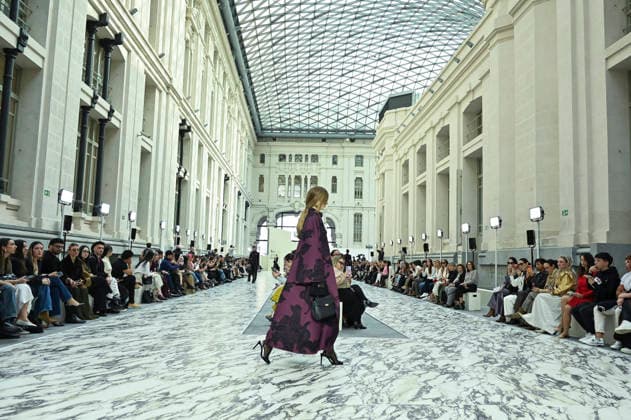 Mercedes-Benz Fashion Week in Madrid , Spain -18 MAR 2026. A model walks the runway wearing a design by Isabel Sanchis during the Mercedes-Benz Fashion Week de Madrid in IFEMA. Madrid Spain Copyright: xAtilanoxGarciax xSOPAxImagesx photos09242