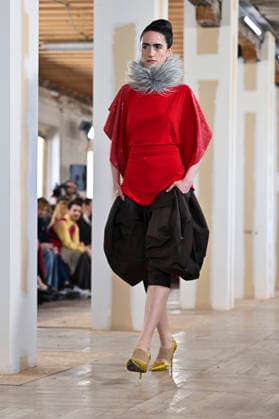 Ernesto Naranjo - Mercedes-Benz Fashion Week Madrid A model walks the runway wearing a design by Ernesto Naranjo during Mercedes-Benz Fashion Week de Madrid in IFEMA, 19 March 2026 Spain Copyright: xx photos09378