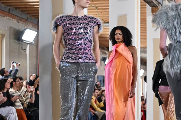 February 28, 2026, Madrid, Spain: A model walks the runway wearing a design by Ernesto Naranjo during Mercedes-Benz Fashion Week de Madrid at Palacio Fernaz Nunoz. Madrid Spain - ZUMAs197 20260228_aaa_s197_2432 Copyright: xAtilanoxGarciax