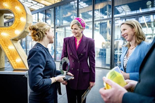 UTRECHT - Queen Maxima is in Utrecht together with the Minister for Climate & Green Growth, Stientje van Veldhoven, for the start of the eleventh Circular Economy Week. During this week, pioneers, companies, researchers, and government bodies in the Netherlands demonstrate how circular innovation and entrepreneurship work in practice. ROBIN UTRECHT ANP netherlands out - belgium out  Copyright: xx x553814291x originalFilename: 553814291.jpg