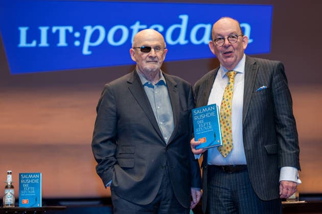 Salman Rushdie, curator DENIS SCHECK The eleventh hour, Salman Rushdie at LIT Potsdam, on 19 03 2026 in Potsdam, LIT , Germany