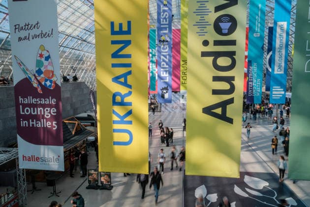 The Leipzig Book Fair opened its doors to visitors on 19 March 2026 A total of 2,044 publishers and media companies from 54 countries are taking part in the spring industry get-together until Sunday This years focus is on literature from the Danube region Almost 30 events are planned under the motto Danube Under Curr Copyright: epd-bild JensxSchulze FUHA1228