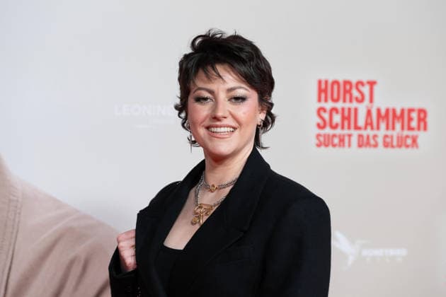 Tahnee SCHAFFARCZYK, comedian, red carpet, red carpet show, arrival, film premiere HORST SCHLAEMMER SUCHT DAS GLUECK at the Lichtburg in Essen, 19 03 2026