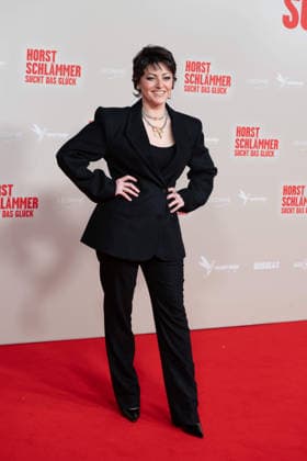 Tahnee SCHAFFARCZYK, comedian, red carpet, red carpet show, arrival, film premiere HORST SCHLAEMMER SUCHT DAS GLUECK at the Lichtburg in Essen, 19 03 2026