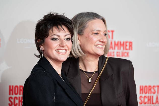 Tahnee SCHAFFARCZYK, comedian, Juliette SCHOPPMANN, singer, red carpet, red carpet show, arrival, film premiere HORST SCHLAEMMER SUCHT DAS GLUECK at the Lichtburg in Essen, 19 03 2026