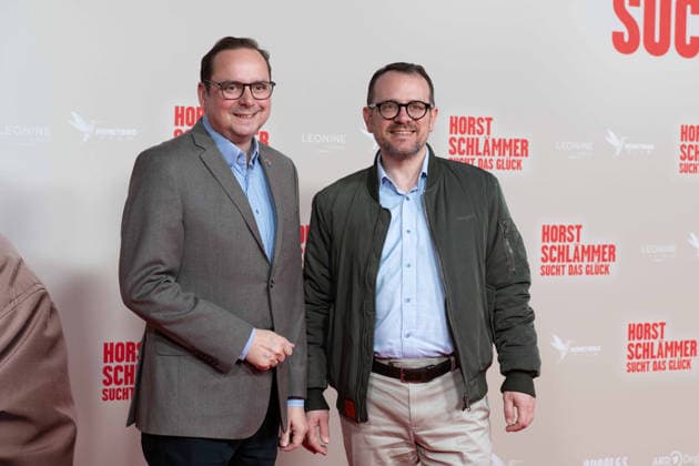 Thoms KUFEN, Lord Mayor of the City of Essen, with husband David LUENGEN, red carpet, red carpet show, arrival, film premiere HORST SCHLAEMMER SUCHT DAS GLUECK at the Lichtburg in Essen, 19 03 2026