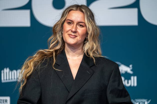 19 03 2026, Zurich, Hallenstadion , Swiss Music Awards 2026, Nina Valotti Zurich Hallenstadion Zurich Switzerland Copyright: xJustPictures.ch PascalxvonxBürenx jp-en-PaVoB-Pavo_Fotografie-738138