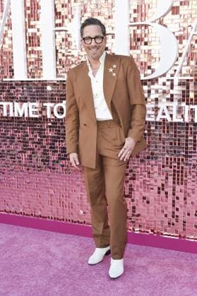 Dan Bucatinsky at arrivals for THE COMEBACK Third and Final Season Premiere, Wallis Annenberg Center for the Performing Arts, Los Angeles, CA, March 19, 2026. Photo By: Elizabeth Goodenough Everett Collection THE COMEBACK Third and Final Season Premiere PUBLICATIONXNOTxINxCANxCHNxFRAxITAxJPNxNORxPOLxRUSxESPxUKxUSA