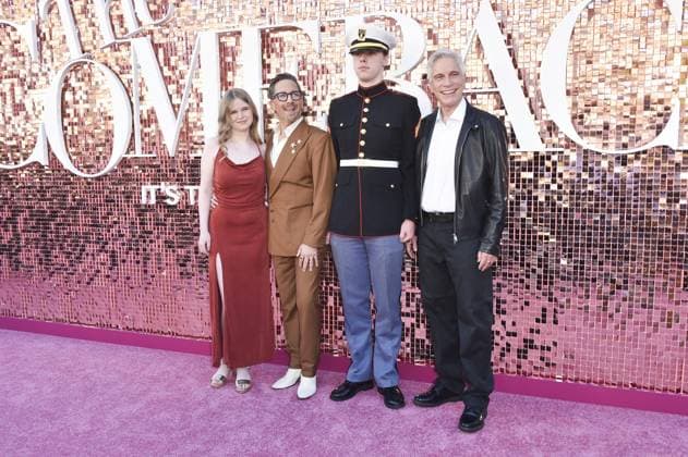 Don Roos, Eliza Bucatinsky, Dan Bucatinsky at arrivals for THE COMEBACK Third and Final Season Premiere, Wallis Annenberg Center for the Performing Arts, Los Angeles, CA, March 19, 2026. Photo By: Elizabeth Goodenough Everett Collection THE COMEBACK Third and Final Season Premiere PUBLICATIONXNOTxINxCANxCHNxFRAxITAxJPNxNORxPOLxRUSxESPxUKxUSA