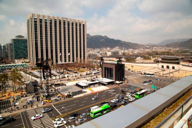 BTS s upcoming comeback concert, Mar 20, 2026 : The stage for BTS s comeback concert in front of Gwanghwamun, the main gate of Gyeongbok Palace in central Seoul, South Korea. BTS s comeback concert will be held at Gwanghwamun Square on March 21, a day after the K-Pop boy band released its fifth full-length album, ARIRANG .  aflo_324180739