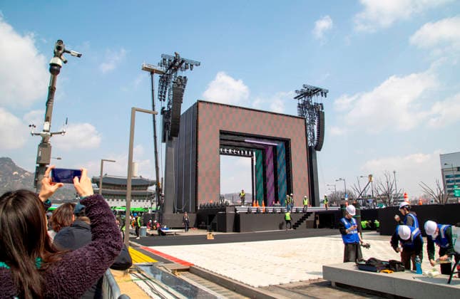 BTS s upcoming comeback concert, Mar 20, 2026 : The stage for BTS s comeback concert in front of Gwanghwamun, the main gate of Gyeongbok Palace in central Seoul, South Korea. BTS s comeback concert will be held at Gwanghwamun Square on March 21, a day after the K-Pop boy band released its fifth full-length album, ARIRANG .  aflo_324180799