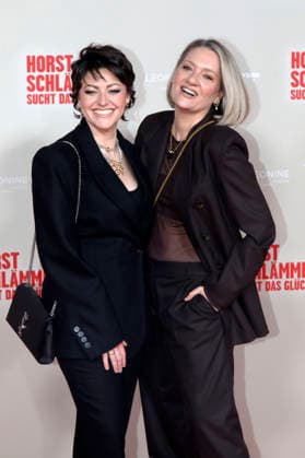 Tahnee Schaffarczyk and Juliette Schoppmann at the premiere of the movie Horst Schlämmer sucht das Glück at Lichtburg Essen, 19 03 2026 Foto:xAgenturxWehnertx xGränzdörferx xFuturexImagex schlaemmer_6324
