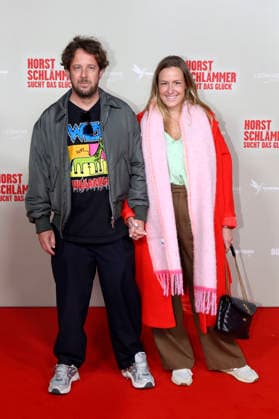 Marian Meder and Sabrina Hagedorn at the premiere of the movie Horst Schlämmer sucht das Glück at the Lichtburg Essen, 19 03 2026 Foto:xAgenturxWehnertx xGränzdörferx xFuturexImagex schlaemmer_6355