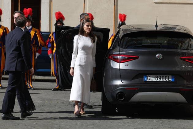 Vatican City, Italy, March 20, 2026: The Spanish Royal Family, His Majesty Felipe VI, King of Spain, with Queen Letizia on an official visit, arrive in the courtyard of San Damaso to meet His Holiness Pope Leo XIV for a meeting of friendship and dialogue between institutions and religious traditions.  Copyright: xmarcoxiacobuccix xipa-agency.netx xmarcoxiacobuccix IPA_Agency_IPA73169132