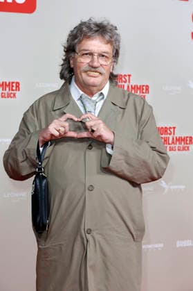 Hape Kerkeling at the premiere of the movie Horst Schlämmer sucht das Glück at the Lichtburg Essen, 19 03 2026 Foto:xT.xSchröerx xFuturexImagex schlaemmer_6427