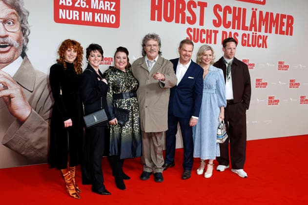 Laura Thomas, Tahnee Schaffarczyk, Meltem Kaptan, Hape Kerkeling, Sven Unterwaldt, Eva Habermann and Nikolaus Benda at the premiere of the movie Horst Schlämmer sucht das Glück at the Lichtburg Essen, 19 03 2026 Foto:xT.xSchröerx xFuturexImagex schlaemmer_6431