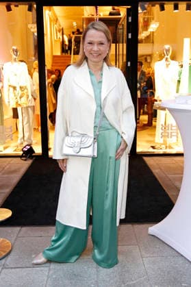 Nova Meierhenrich at the Riani Store Opening in the street Hohe Bleichen 17 Hamburg, 19 03 2026 Foto:xC.xTamckex xFuturexImagex riani_6364