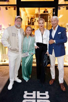 Brian Bojsen, Nova Meierhenrich, Grit Weiss and Jo Groebel at the Riani store opening at Hohe Bleichen 17 Hamburg, 19 03 2026 Foto:xC.xTamckex xFuturexImagex riani_6371
