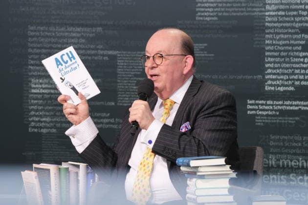 Buchmesse Leipzig GER, Leipzig,20260319, Buchmesse Leipzig, Messehalle , Denis Scheck, Best of druckfrisch, , Presentation of new publications, is a translator and journalist in radio and television, ach die dumme Literatur, Nicolas mahler, Shurkamp Verlag