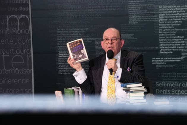 Buchmesse Leipzig GER, Leipzig,20260319, Buchmesse Leipzig, Messehalle , Denis Scheck, Best of druckfrisch, , Presentation of new publications, is a translator and journalist in radio and television , Schattennummer by Thomas Pynchon, Roman