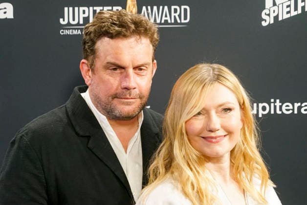 cntv Sebastian Bezzel actor with wife Johanna Gehlen as guest at the Jupiter Award 2026 ceremony at Hotel Ameron on Thursday 19 03 2026 in Hamburg Hamburg Germany