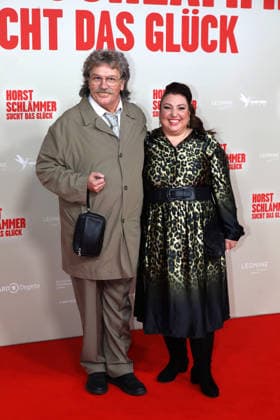 World premiere of the movie Horst Schlämmer sucht das Glück in Essen Essen, 19 03 2026 Horst Schlämmer Hape Kerkeling , Meltem Kaptan at the world premiere of the movie Horst Schlämmer sucht das Glück at the Lichtburg in Essen NRW Germany Copyright: xMatthiasxGränzdörferx