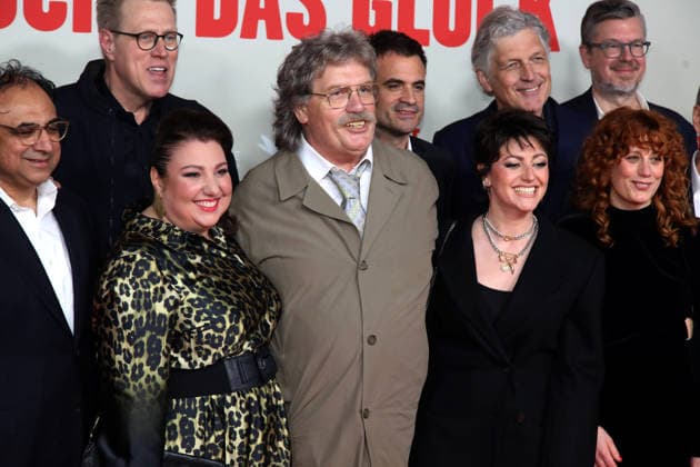 World premiere of the movie Horst Schlämmer sucht das Glück in Essen Essen, 19 03 2026 Tahnee Schaffarczyk, Horst Schlämmer Hape Kerkeling , Meltem Kaptan at the world premiere of the movie Horst Schlämmer sucht das Glück at the Lichtburg in Essen NRW Germany Copyright: xMatthiasxGränzdörferx