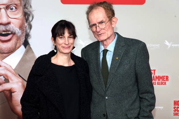 World premiere of the movie Horst Schlämmer sucht das Glück in Essen Essen, 19 03 2026 Piet Klocke with his daughter at the world premiere of the movie Horst Schlämmer sucht das Glück at the Lichtburg in Essen NRW Germany Copyright: xMatthiasxGränzdörferx