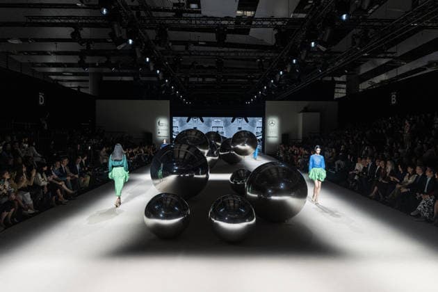 Coosy x Miguel Palacio fashion show on the occasion of the Mercedes Benz Fashion Week A model during the Coosy x Miguel Palacio fashion show on the occasion of the Mercedes Benz Fashion Week, in Ifema Madrid, on March 20, 2026, in Madrid Spain The fashion show is part of the Mercedes Benz Fashion Week Madrid, the main Spanish fashion show organized by IFEMA, which brings together established firms and new talents This fashion show marks the return of Miguel Palacio to the catwalk 20 MARCH 2026 César Vallejo Rodrí Madrid Madrid Madrid Spain  Copyright: xCÃ sarxVallejoxRodriguezx 7382030