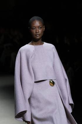 A model wears at collection runway a creation from Simorra during Pasarela Cibeles Mercedes-Benz Fashion Week Madrid 2026 in Madrid, on Friday, 20 March 2026. Cordon Press 