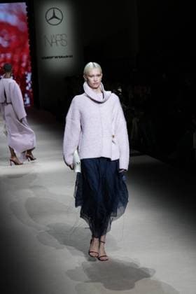 A model wears at collection runway a creation from Simorra during Pasarela Cibeles Mercedes-Benz Fashion Week Madrid 2026 in Madrid, on Friday, 20 March 2026. Cordon Press 
