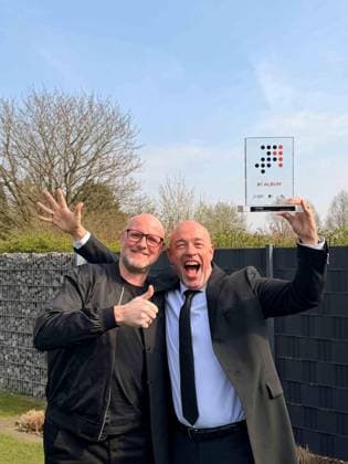 Germany, 20 03 2026 Der Graf and Henning Verlage both Unheilig with the Number 1 Award of the Official German Charts Copyright: xdtsxNachrichtenagenturx dts_111870