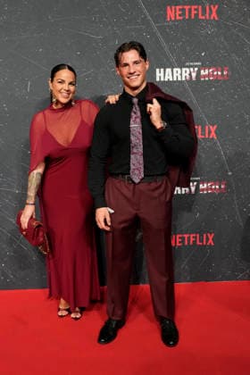 Premiere Harry Hole Oslo 20260320 Rod runs for the premiere of the TV series Harry Hole at shed13 in Oslo on Friday Photo Amanda Pedersen Giske NTB Oslo Norway mFPabv8jVYE EDITORIAL USE ONLY Ref ENTmFPabv8jVYE jpg  Copyright: xAmandaxPedersenxGiskex xNTBx