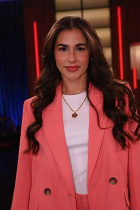 Singer Sarah Engels as a guest on the WDR talk show Kölner Treff