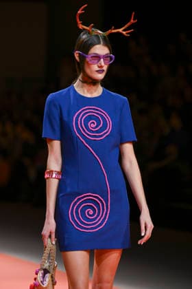 Agatha Ruiz de la Prada - Mercedes-Benz Fashion Week Madrid - 20 Mar 2026 A model walks the runway wearing a design by Agatha Ruiz de la Prada during the Mercedes-Benz Fashion Week de Madrid in IFEMA. Madrid Spain Copyright: xAtilanoxGarciax xSOPAxImagesx photos09580