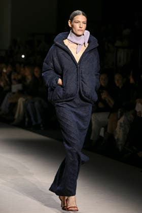 Simorra - Mercedes-Benz Fashion Week Madrid - 20 Mar 2026 A model walks the runway wearing a design by Simorra during the Mercedes-Benz Fashion Week de Madrid in IFEMA. Madrid Spain Copyright: xAtilanoxGarciax xSOPAxImagesx photos09506