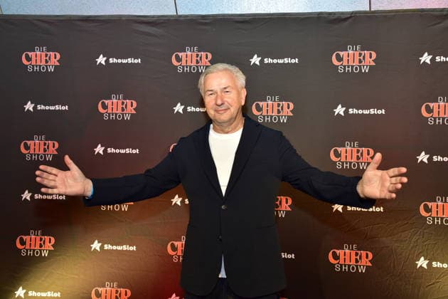 Cher musIcal Berlin Premiere Klaus Wowereit Arrival Blue Carpet to the new Mucical by and about US Popstar Cher at BlueMax Theatere Berlin on 20 03 2026 Photopress Mueller
