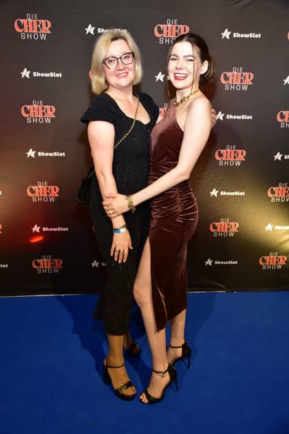 Cher musIcal Berlin Premiere Klaudia Giez, with her mother Anna Makosch Arrival Blue Carpet to the new Mucical by and about US Popstar Cher at BlueMax Theatere Berlin on 20 03 2026 Photopress Mueller