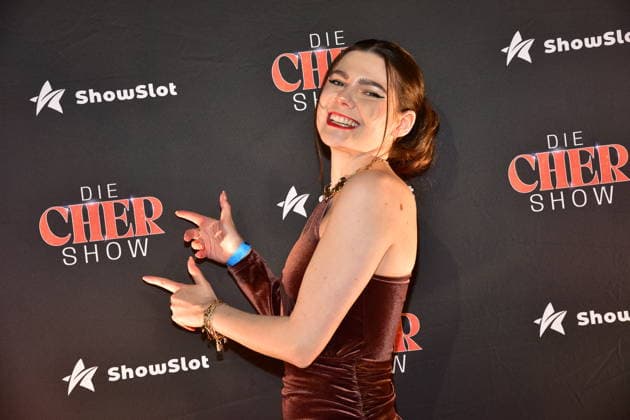 Cher musIcal Berlin Premiere Klaudia Giez Arrival Blue Carpet to the new Mucical by and about US Popstar Cher at BlueMax Theatere Berlin on 20 03 2026 Photopress Mueller