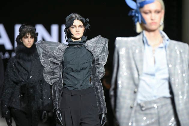 Malne - Mercedes-Benz Fashion Week Madrid - 20 Mar 2026 A model walks the runway wearing a design by Malne during the Mercedes-Benz Fashion Week de Madrid in IFEMA. Madrid Spain Copyright: xAtilanoxGarciax xSOPAxImagesx photos09839