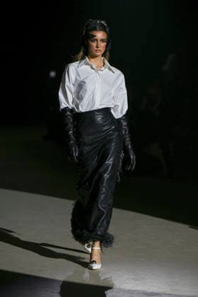 Malne - Mercedes-Benz Fashion Week Madrid - 20 Mar 2026 A model walks the runway wearing a design by Malne during the Mercedes-Benz Fashion Week de Madrid in IFEMA. Madrid Spain Copyright: xAtilanoxGarciax xSOPAxImagesx photos09801