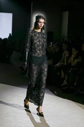 Malne - Mercedes-Benz Fashion Week Madrid - 20 Mar 2026 A model walks the runway wearing a design by Malne during the Mercedes-Benz Fashion Week de Madrid in IFEMA. Madrid Spain Copyright: xAtilanoxGarciax xSOPAxImagesx photos09813